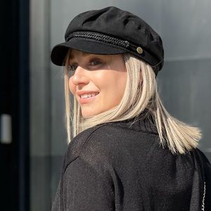 Meet your Posher, Marie-laure